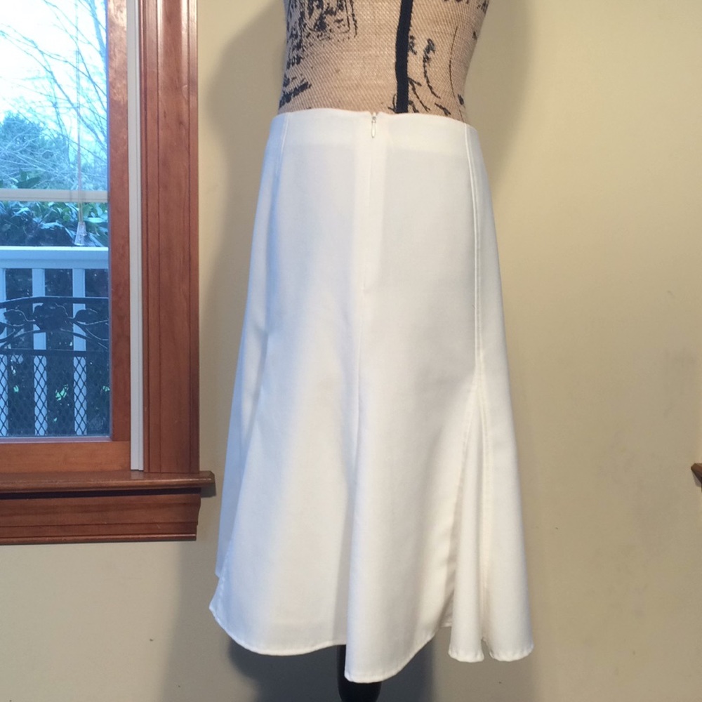 Worthington 8P Cream Skirt - Picture 2 of 5